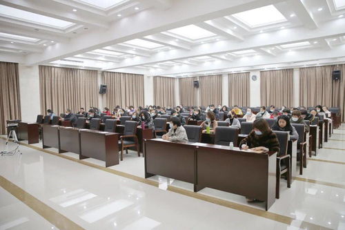 包頭市總工會舉辦全市基層工會組織廠務(wù)公開 民主管理業(yè)務(wù)骨干培訓(xùn)班